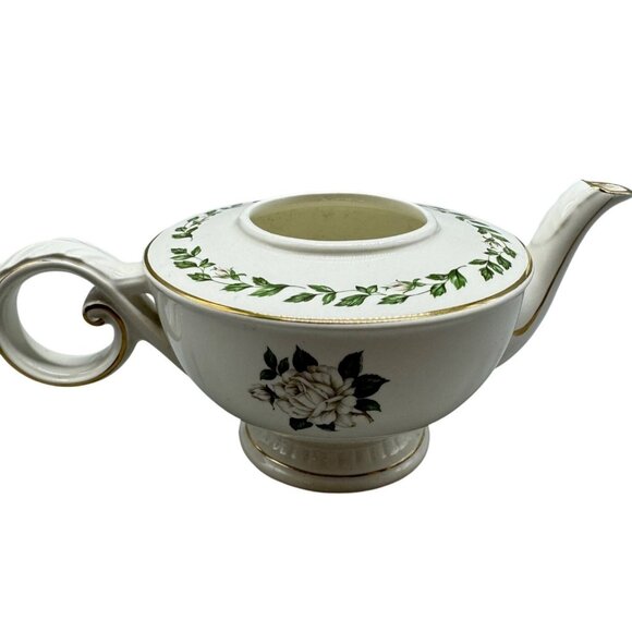 Vintage cameo rose Porcelain Teapot Floral Gold Accents White Roses Design READ - Picture 1 of 16